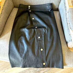 Adorable knee length (p)leather Rag & Bone Black Skirt size 0